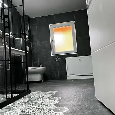 No1 Lux In Heart Of * Σαράγεβο