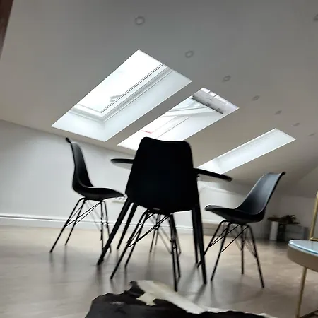 No1 Lux In Heart Of Apartment
