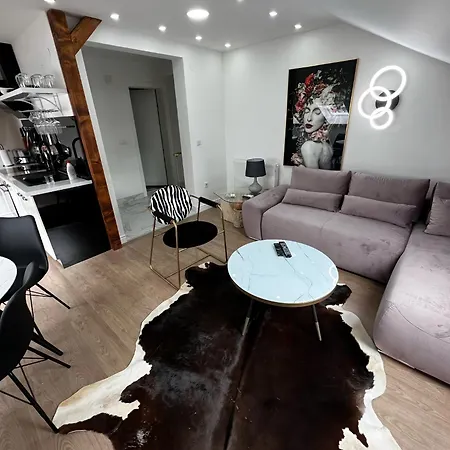 No1 Lux In Heart Of Apartment